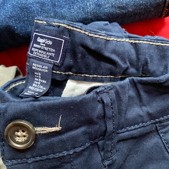 Bundle of 5 jeans for kids - Picture 5 of 6